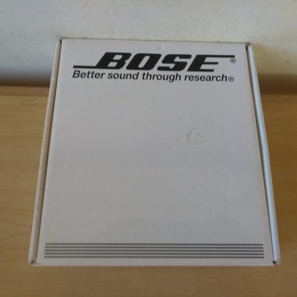 Bose PM-1 Portable CD Player - Picture 9 of 9